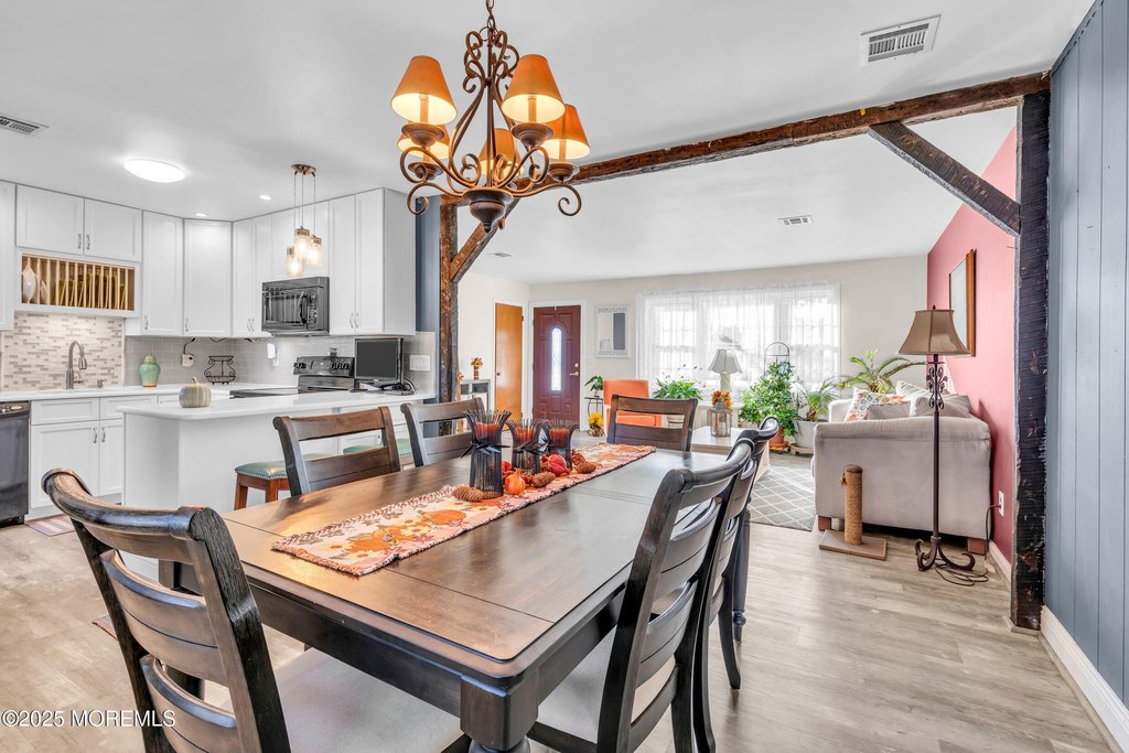 Toms River, New Jersey, 08757, United States, 4 Bedrooms Bedrooms, ,2 BathroomsBathrooms,Residential,Forsale,1994025