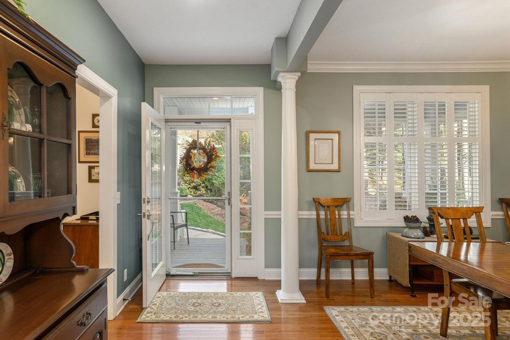 Flat Rock, North Carolina, 28731, United States, 3 Bedrooms Bedrooms, ,2.5 BathroomsBathrooms,Residential,Forsale,2004300