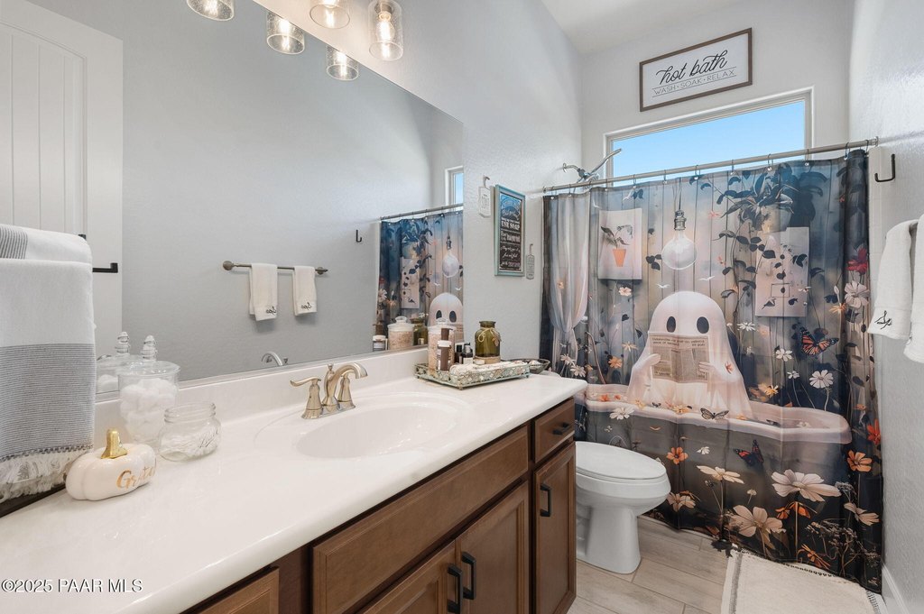 Prescott Valley, Arizona, 86315, United States, 3 Bedrooms Bedrooms, ,4 BathroomsBathrooms,Residential,Forsale,2011290