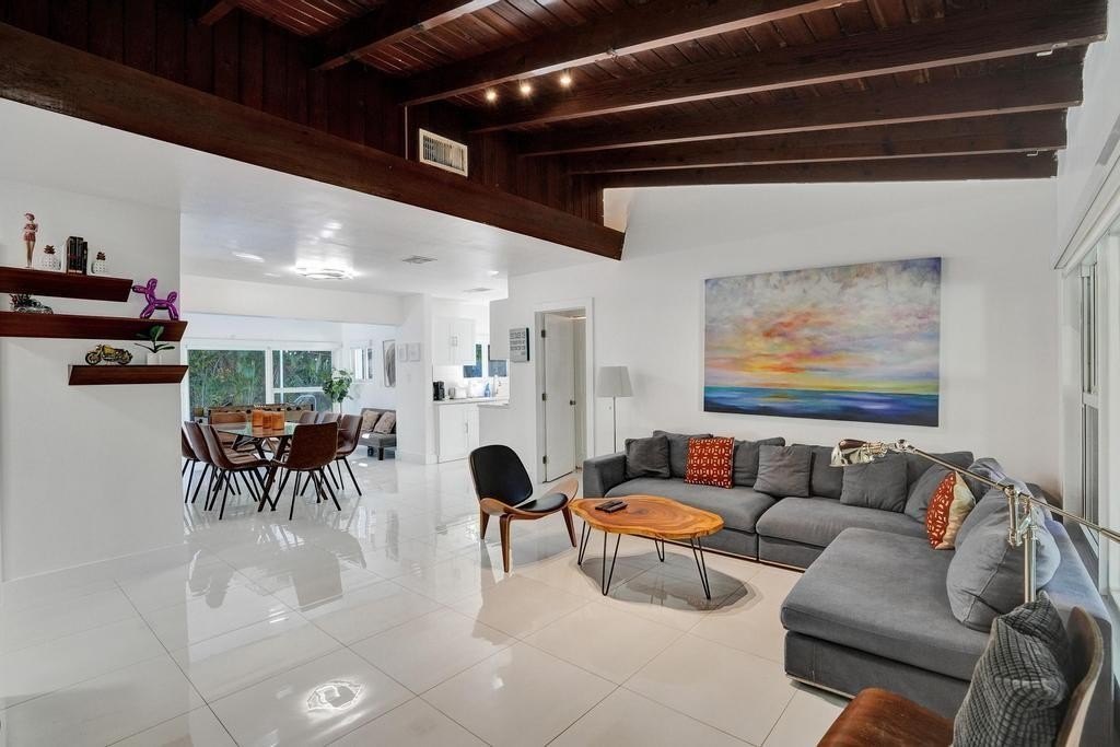 Miami, Florida, 33161, United States, 4 Bedrooms Bedrooms, ,3 BathroomsBathrooms,Residential,Forsale,1994092