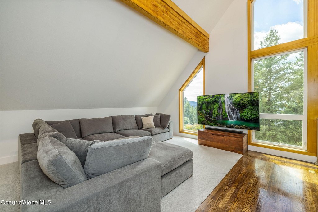 Coeur d'Alene, Idaho, 83814, United States, 4 Bedrooms Bedrooms, ,3 BathroomsBathrooms,Residential,Forsale,1960021
