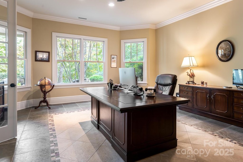 Flat Rock, North Carolina, 28731, United States, 3 Bedrooms Bedrooms, ,3.5 BathroomsBathrooms,Residential,Forsale,1985992