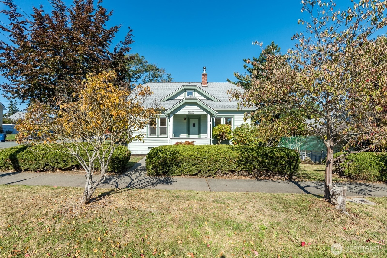 Anacortes, Washington, 98221, United States, 3 Bedrooms Bedrooms, ,2 BathroomsBathrooms,Residential,Forsale,1990712