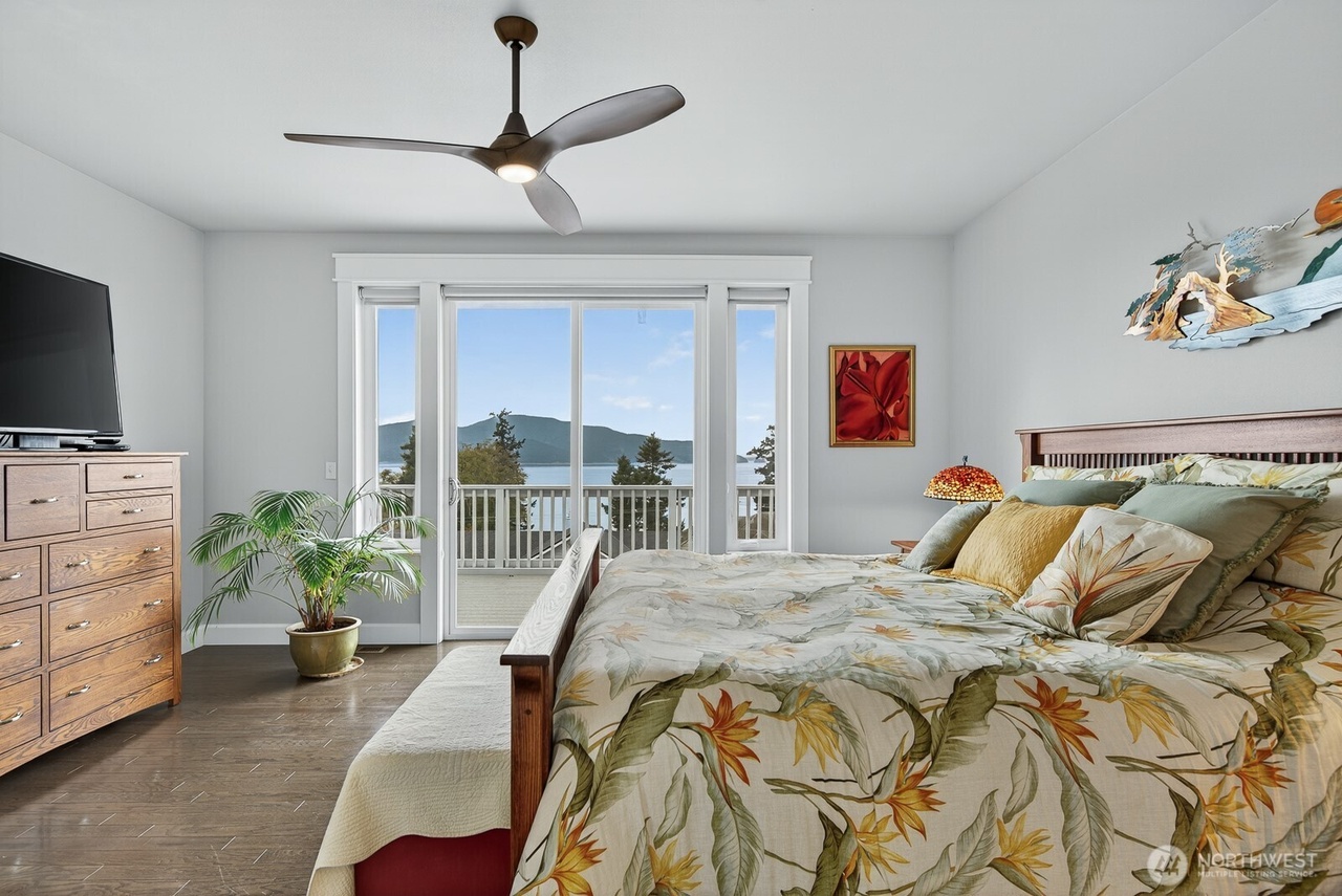 Anacortes, Washington, 98221, United States, 3 Bedrooms Bedrooms, ,2 BathroomsBathrooms,Residential,Forsale,1990713