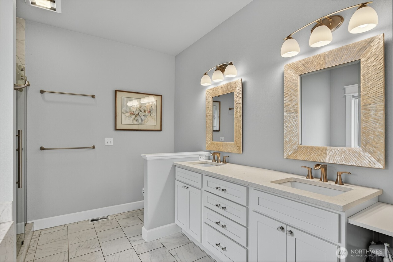 Anacortes, Washington, 98221, United States, 3 Bedrooms Bedrooms, ,2 BathroomsBathrooms,Residential,Forsale,1990713