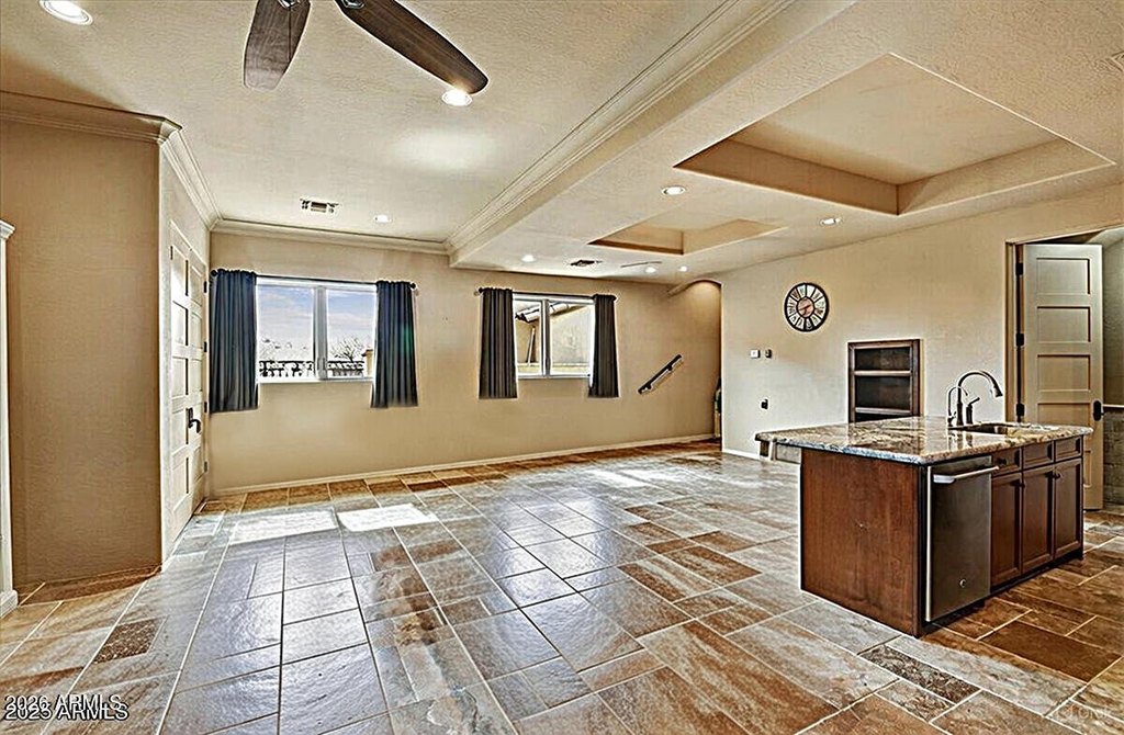 Gold Canyon, Arizona, 85118, United States, 4 Bedrooms Bedrooms, ,5 BathroomsBathrooms,Residential,Forsale,1934070