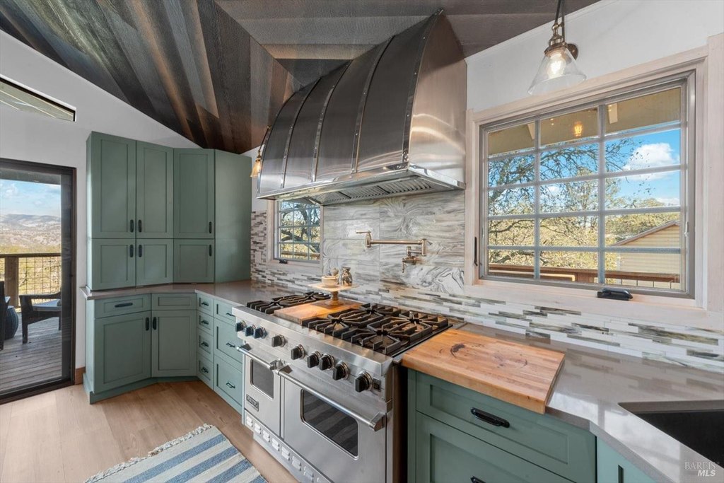 Napa, California, 94558, United States, 2 Bedrooms Bedrooms, ,1 BathroomBathrooms,Residential,Forsale,2004742