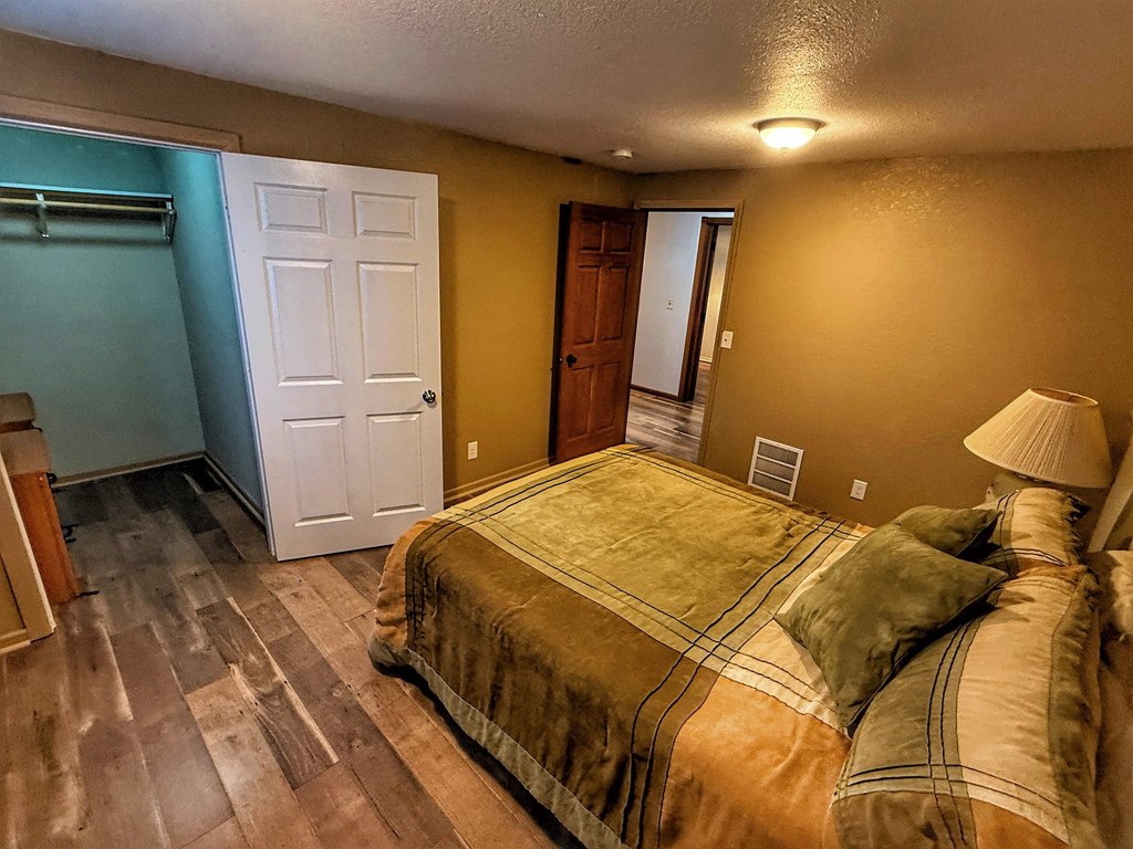 Sundance, Wyoming, 57783, United States, 5 Bedrooms Bedrooms, ,3 BathroomsBathrooms,Residential,Forsale,2004333