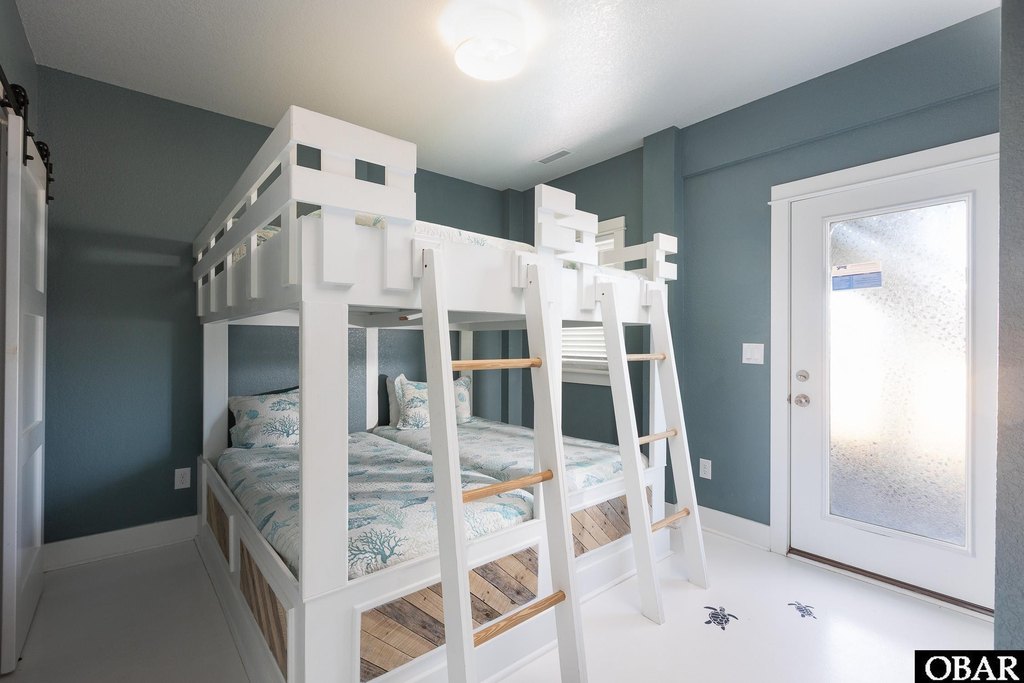 Corolla, North Carolina, 27927, United States, 9 Bedrooms Bedrooms, ,9.5 BathroomsBathrooms,Residential,Forsale,2004888