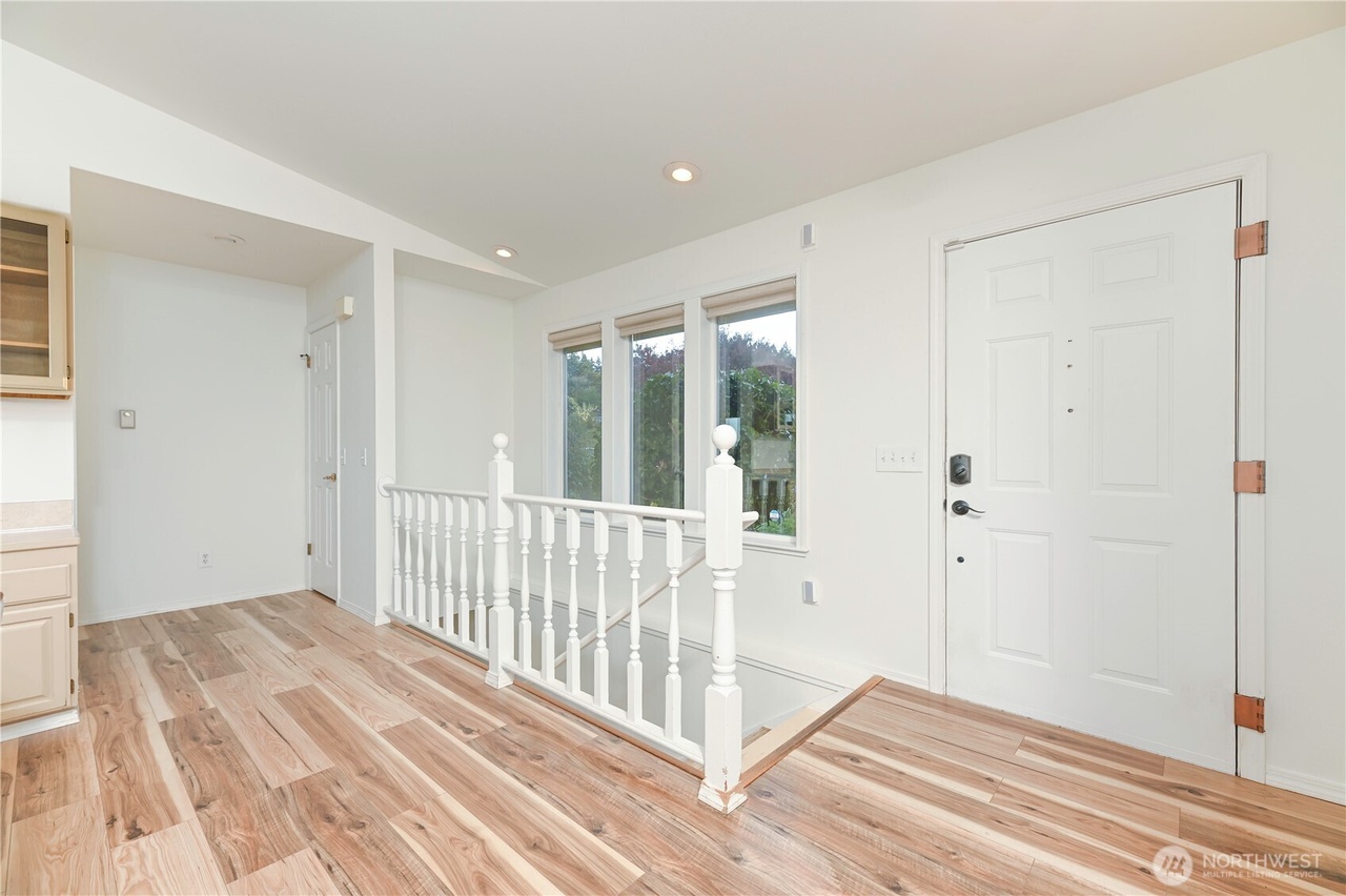 Camano Island, Washington, 98282, United States, 3 Bedrooms Bedrooms, ,2 BathroomsBathrooms,Residential,Forsale,1990716