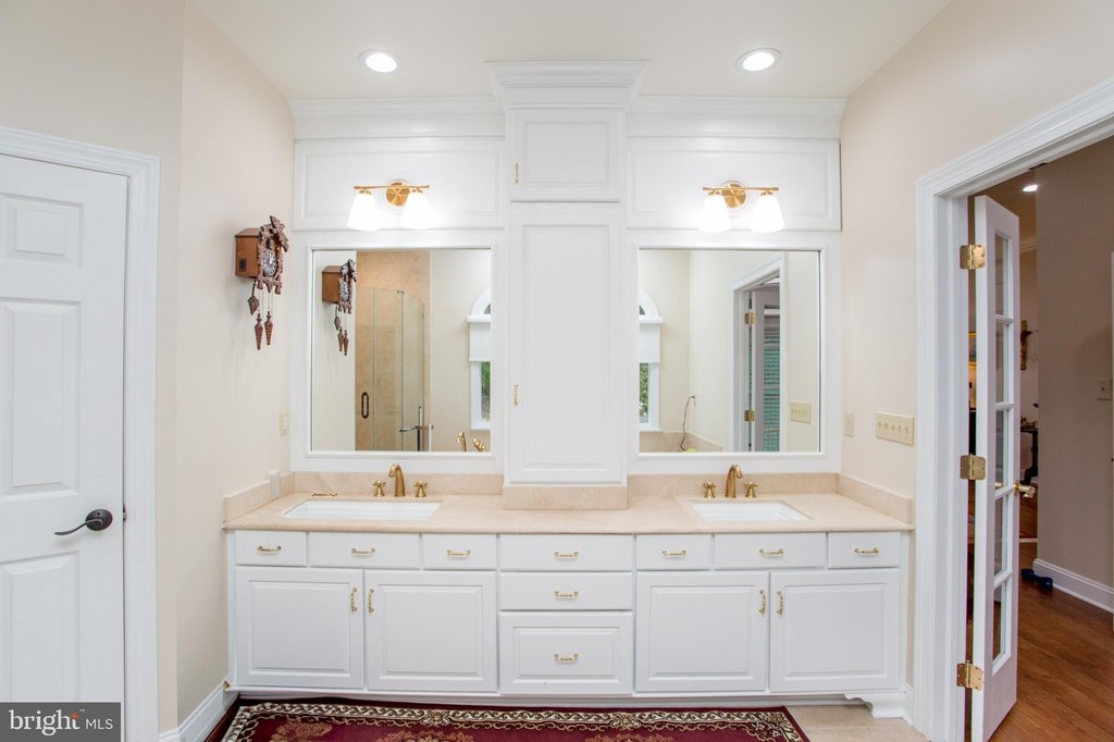 NEW HOPE, Pennsylvania, 18938, United States, 4 Bedrooms Bedrooms, ,3.5 BathroomsBathrooms,Residential,Forsale,1971880