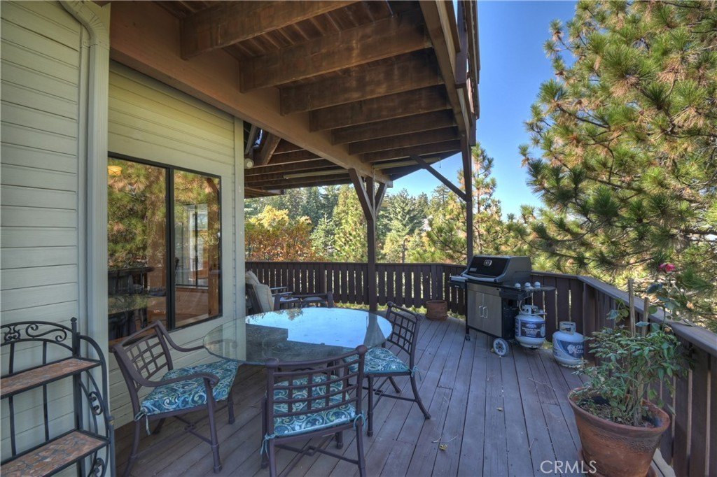 Lake Arrowhead, California, 92352, United States, 4 Bedrooms Bedrooms, ,3 BathroomsBathrooms,Residential,Forsale,2000289