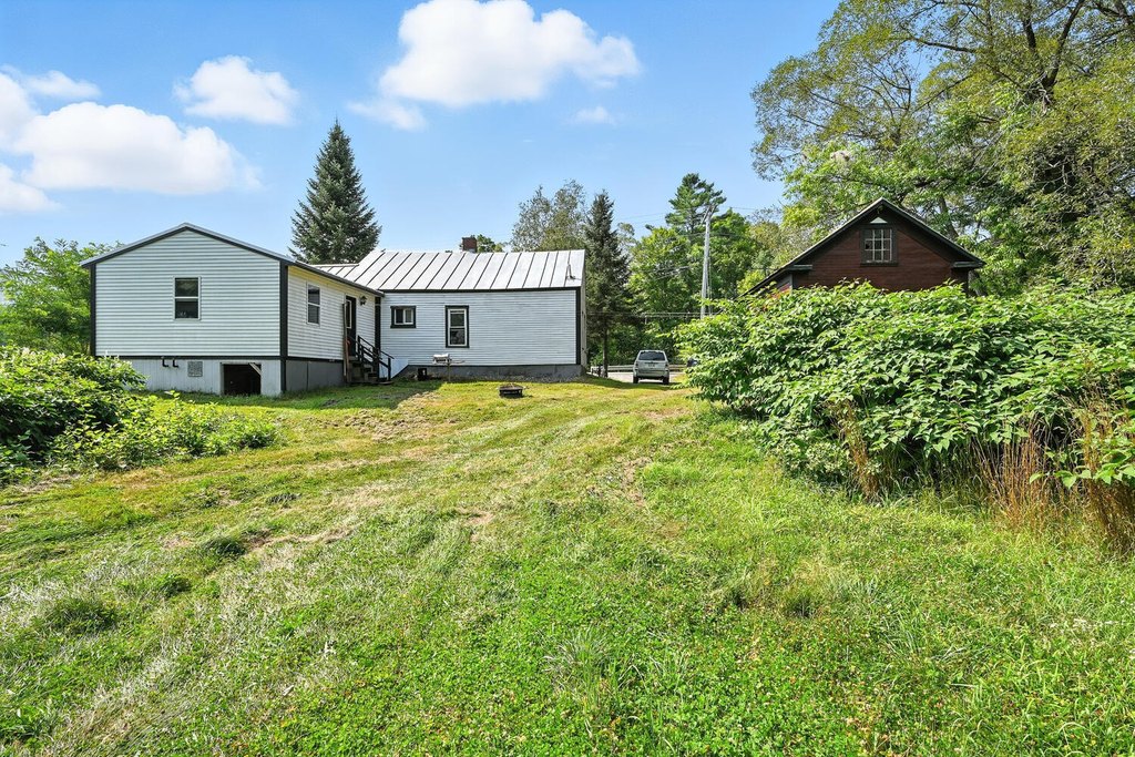 New Portland, Maine, 04961, United States, 13 Bedrooms Bedrooms, ,5.5 BathroomsBathrooms,Residential,Forsale,2010630