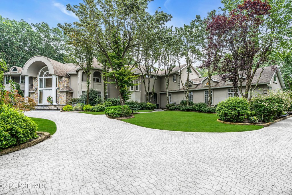 Wall, New Jersey, 07719, United States, 5 Bedrooms Bedrooms, ,5.5 BathroomsBathrooms,Residential,Forsale,1972303