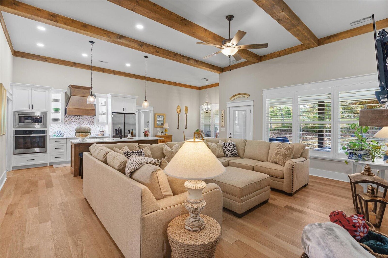 Ringgold, Georgia, 30736, United States, 3 Bedrooms Bedrooms, ,3 BathroomsBathrooms,Residential,Forsale,1995351