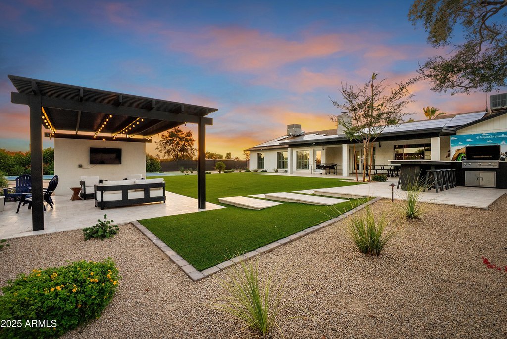 Scottsdale, Arizona, 85260, United States, 5 Bedrooms Bedrooms, ,5 BathroomsBathrooms,Residential,Forsale,2004083