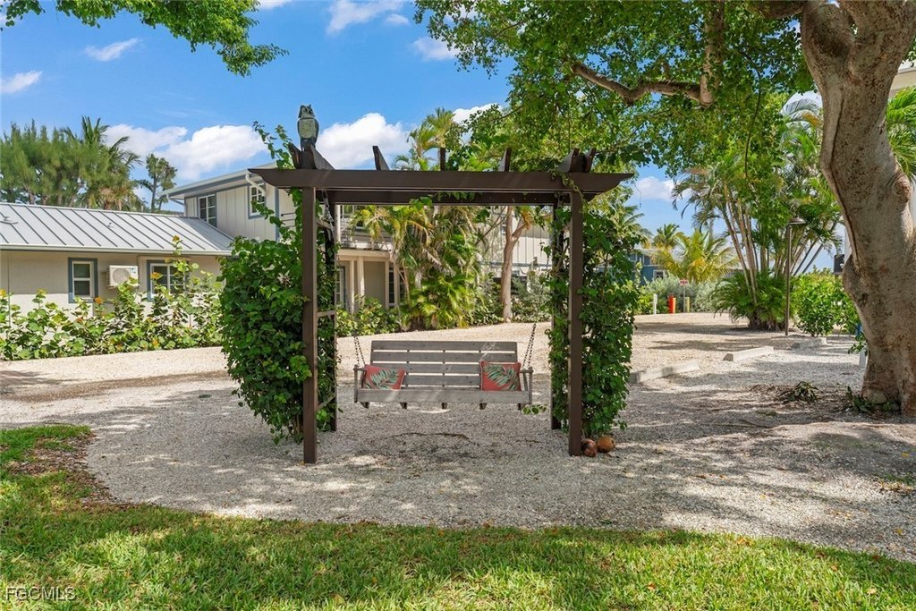 Captiva, Florida, 33924, United States, 2 Bedrooms Bedrooms, ,2 BathroomsBathrooms,Residential,Forsale,1998636