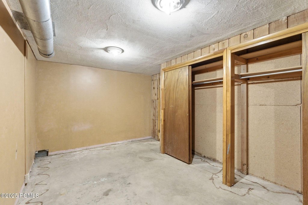 Park City, Utah, 84098, United States, 2 Bedrooms Bedrooms, ,1 BathroomBathrooms,Residential,Forsale,2004730