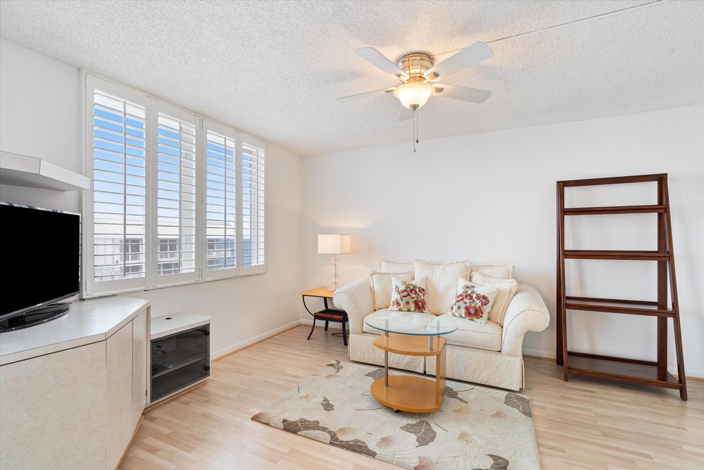 Highland Beach, Florida, 33487, United States, 2 Bedrooms Bedrooms, ,2 BathroomsBathrooms,Residential,Forsale,1996343