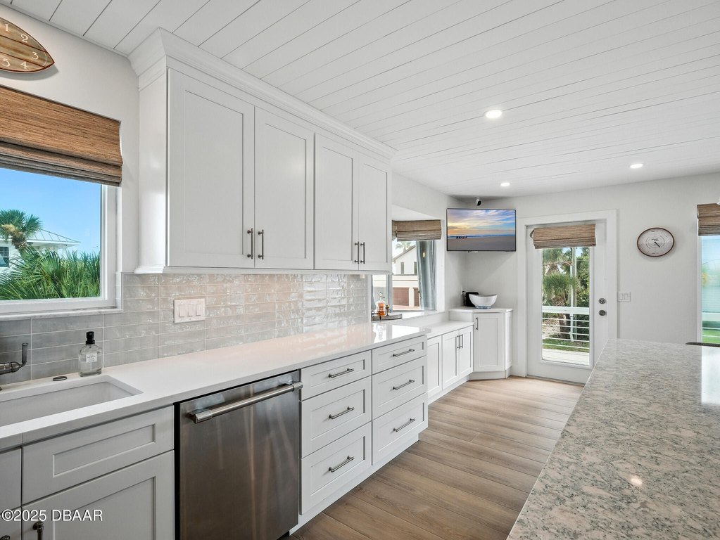 New Smyrna Beach, Florida, 32169, United States, 3 Bedrooms Bedrooms, ,3 BathroomsBathrooms,Residential,Forsale,2004276