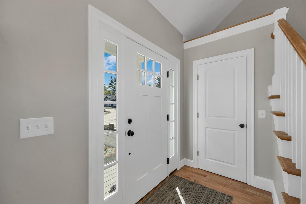 Meredith, New Hampshire, 03253, United States, 4 Bedrooms Bedrooms, ,2.5 BathroomsBathrooms,Residential,Forsale,2002407