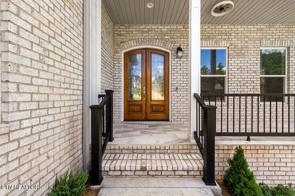 Loudon, Tennessee, 37774, United States, 4 Bedrooms Bedrooms, ,4.5 BathroomsBathrooms,Residential,Forsale,1942458