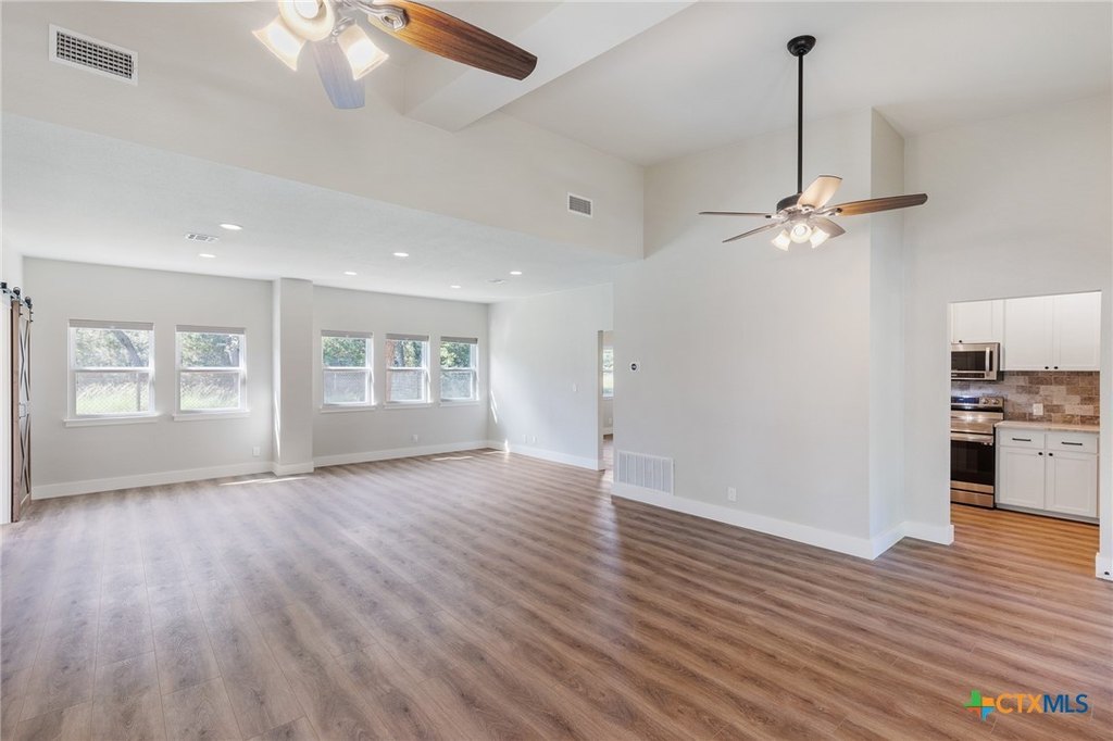 Georgetown, Texas, 78628, United States, 8 Bedrooms Bedrooms, ,6.5 BathroomsBathrooms,Residential,Forsale,2008409