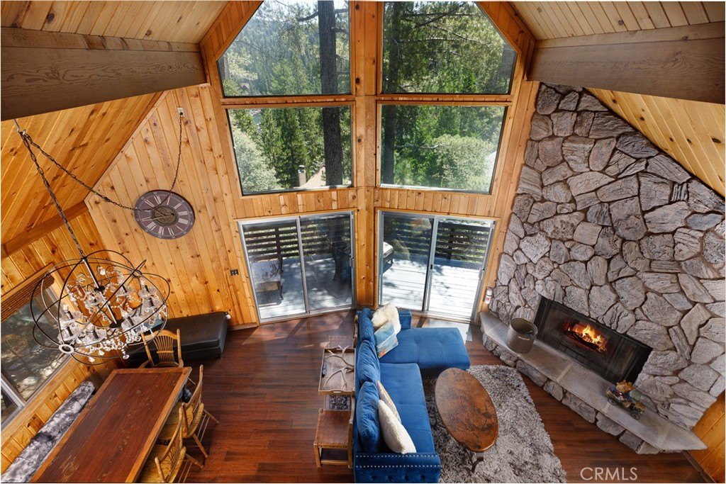 Lake Arrowhead, California, 92352, United States, 3 Bedrooms Bedrooms, ,3 BathroomsBathrooms,Residential,Forsale,1953305