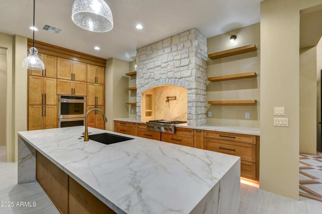 Gold Canyon, Arizona, 85118, United States, 3 Bedrooms Bedrooms, ,4 BathroomsBathrooms,Residential,Forsale,1884333