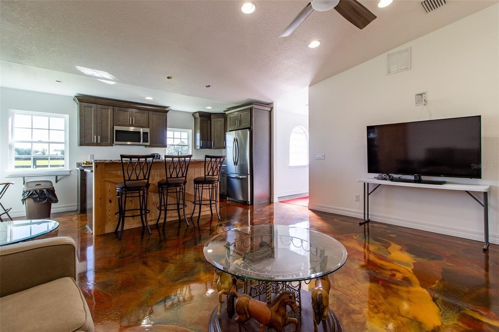 DUNNELLON, Florida, 34431, United States, 5 Bedrooms Bedrooms, ,2.5 BathroomsBathrooms,Residential,Forsale,2009539