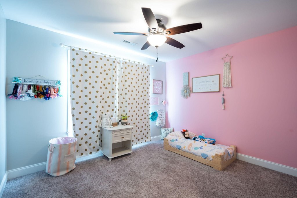 Harrison, Tennessee, 37341, United States, 4 Bedrooms Bedrooms, ,2.5 BathroomsBathrooms,Residential,Forsale,2004674