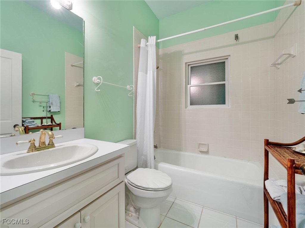 Captiva, Florida, 33924, United States, 3 Bedrooms Bedrooms, ,3 BathroomsBathrooms,Residential,Forsale,2011566