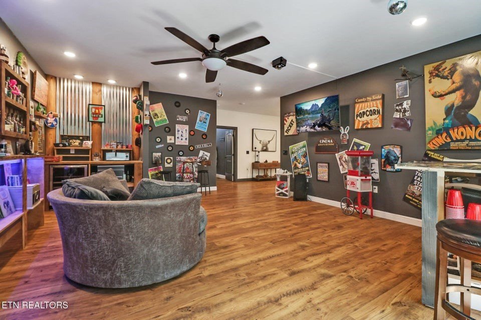 Jamestown, Tennessee, 38556, United States, 3 Bedrooms Bedrooms, ,2.5 BathroomsBathrooms,Residential,Forsale,1968510