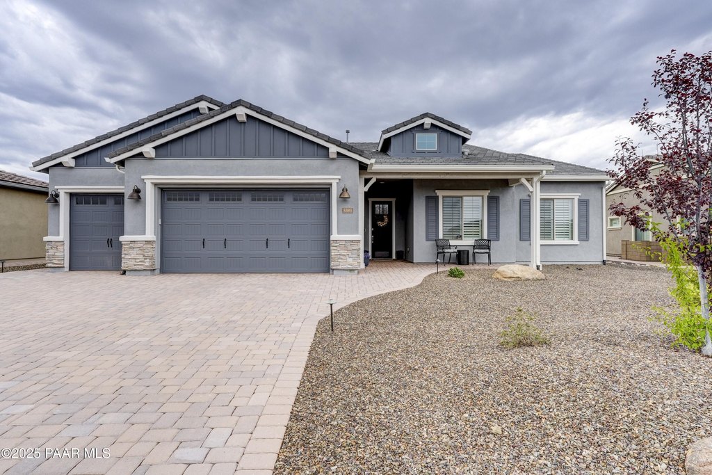 Prescott, Arizona, 86301, United States, 3 Bedrooms Bedrooms, ,2.5 BathroomsBathrooms,Residential,Forsale,1952163