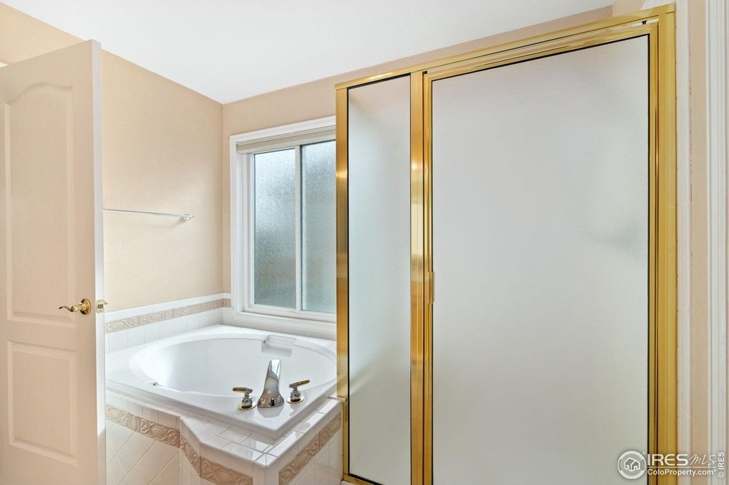 Loveland, Colorado, 80538, United States, 3 Bedrooms Bedrooms, ,3.5 BathroomsBathrooms,Residential,Forsale,2004288