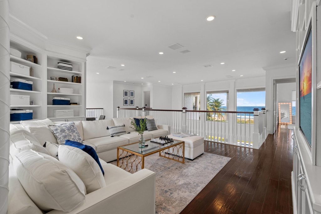 Delray Beach, Florida, 33483, United States, 8 Bedrooms Bedrooms, ,6.5 BathroomsBathrooms,Residential,Forsale,2004639