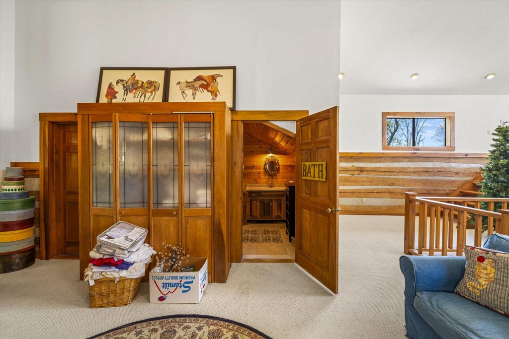 Jefferson City, Tennessee, 37760, United States, 3 Bedrooms Bedrooms, ,2 BathroomsBathrooms,Residential,Forsale,2002623