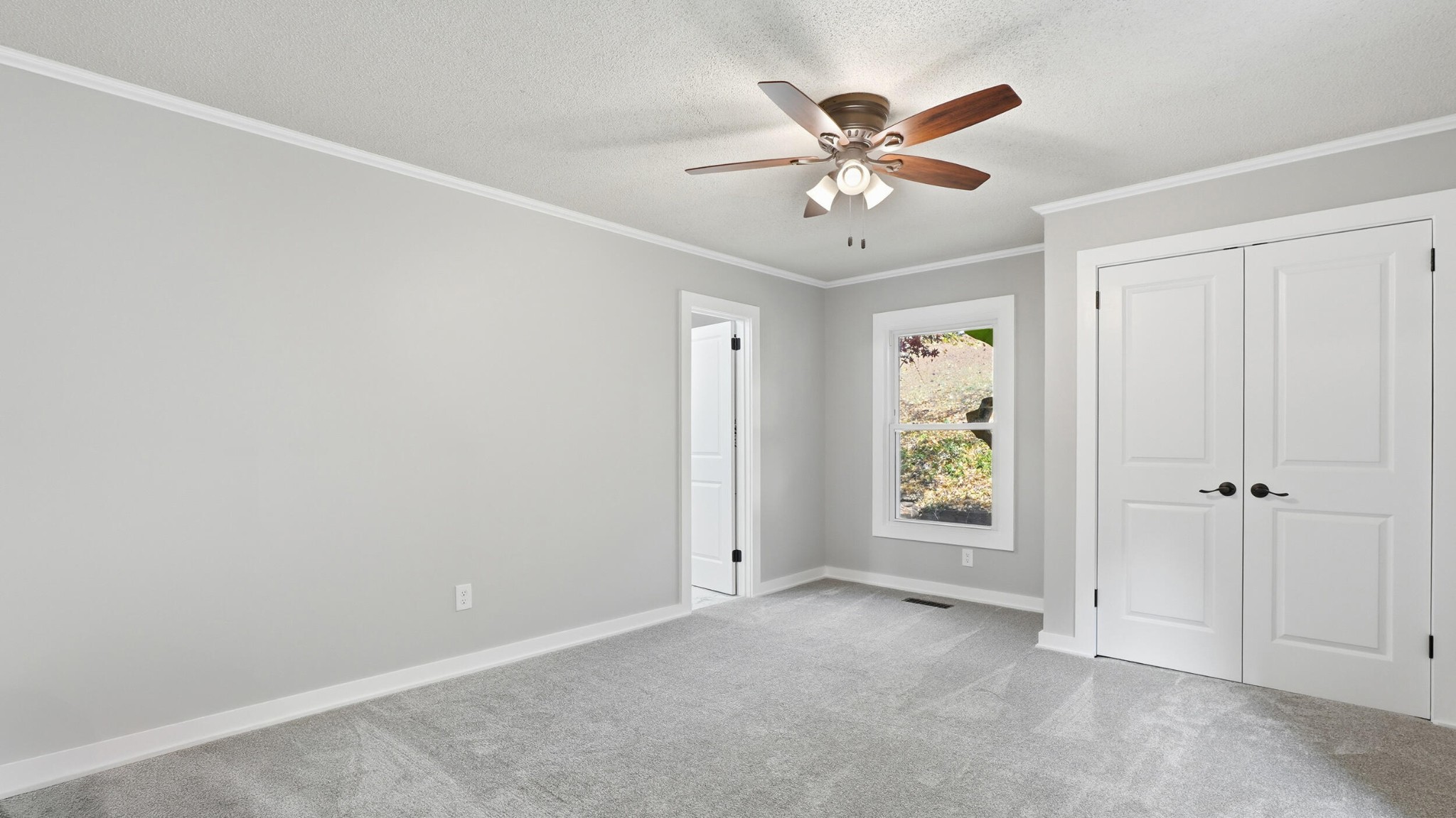 Chattanooga, Tennessee, 37416, United States, 6 Bedrooms Bedrooms, ,4 BathroomsBathrooms,Residential,Forsale,2004678