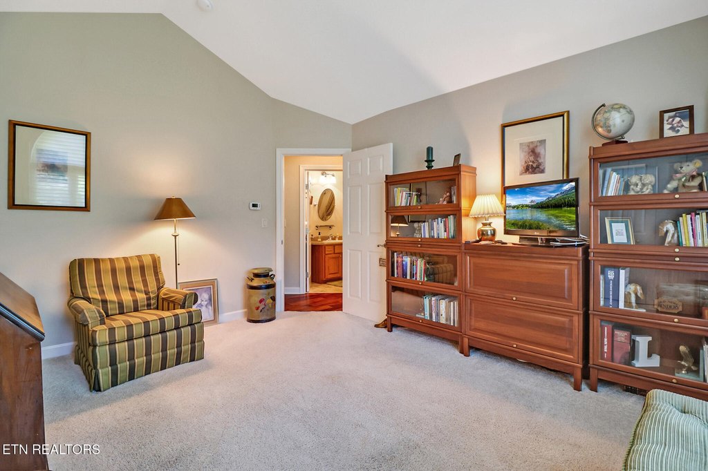 Crossville, Tennessee, 38558, United States, 3 Bedrooms Bedrooms, ,2 BathroomsBathrooms,Residential,Forsale,1952855