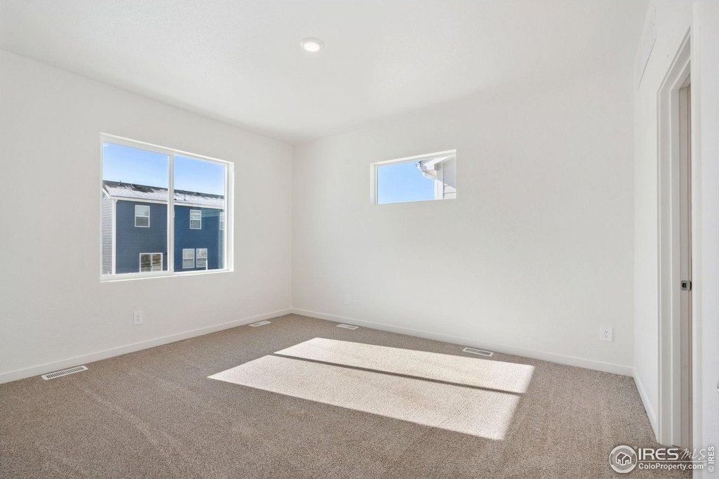 Hudson, Colorado, 80642, United States, 3 Bedrooms Bedrooms, ,2 BathroomsBathrooms,Residential,Forsale,2004291