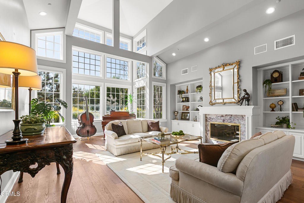 Camarillo, California, 93012, United States, 5 Bedrooms Bedrooms, ,6.5 BathroomsBathrooms,Residential,Forsale,2004523