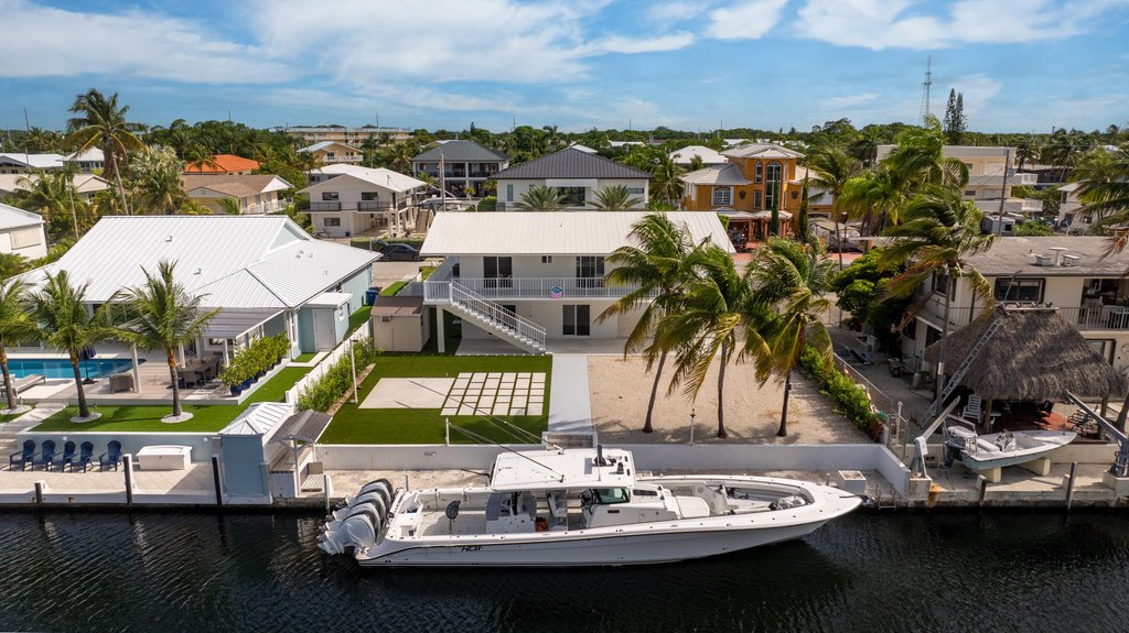 Key Largo, Florida, 33037, United States, 5 Bedrooms Bedrooms, ,3 BathroomsBathrooms,Residential,Forsale,2011098