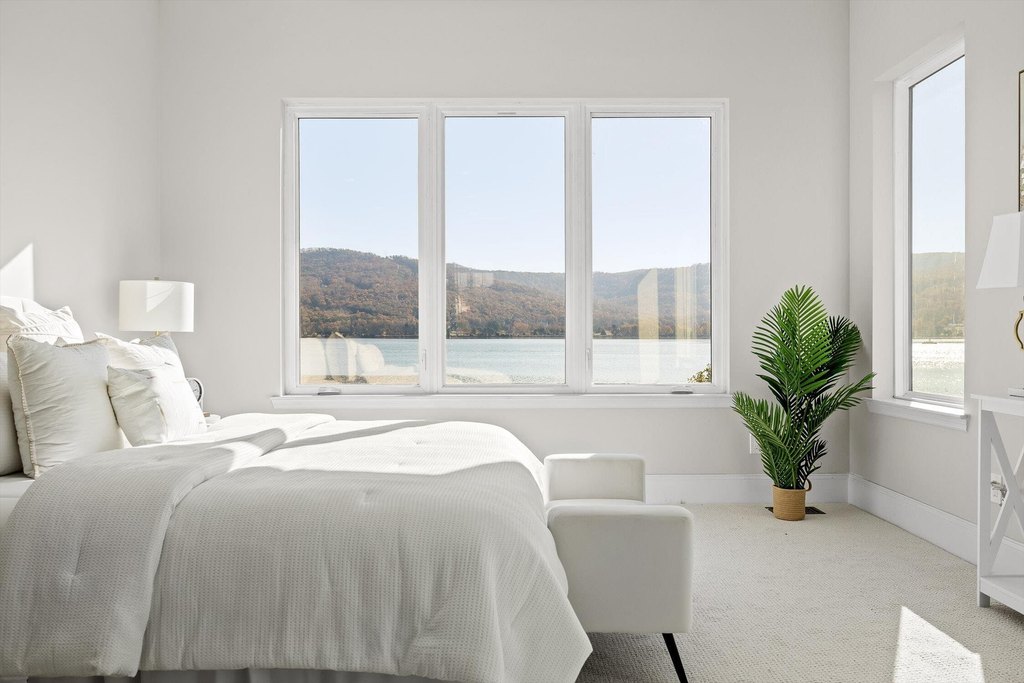 Jasper, Tennessee, 37347, United States, 5 Bedrooms Bedrooms, ,6.5 BathroomsBathrooms,Residential,Forsale,2009602