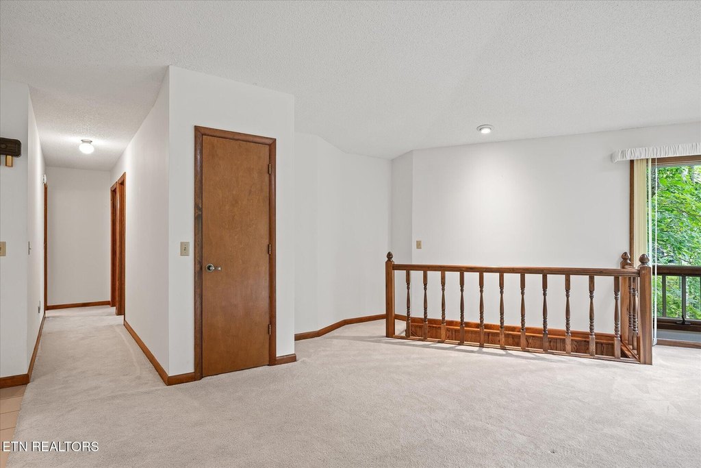 Crossville, Tennessee, 38558, United States, 2 Bedrooms Bedrooms, ,2 BathroomsBathrooms,Residential,Forsale,1907858