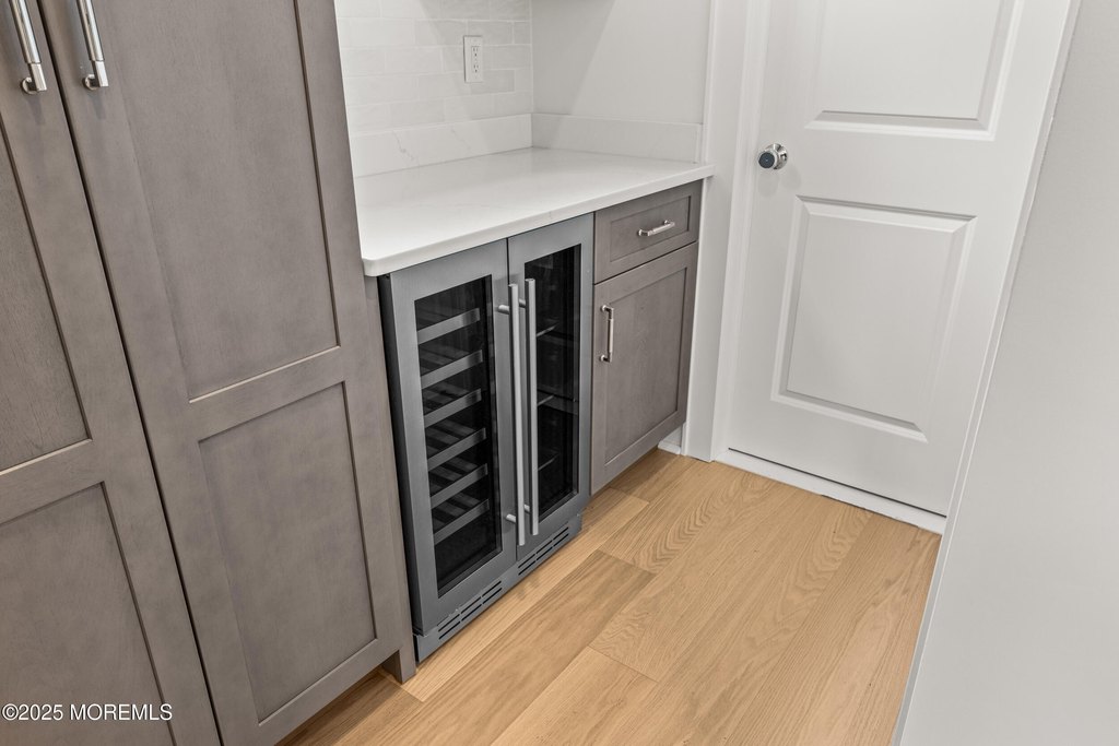 Sea Bright, New Jersey, 07760, United States, 5 Bedrooms Bedrooms, ,4 BathroomsBathrooms,Residential,Forsale,2014193