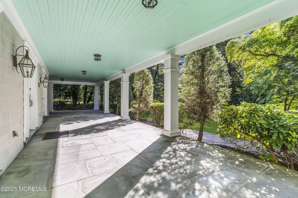 Brielle, New Jersey, 08730, United States, 5 Bedrooms Bedrooms, ,4.5 BathroomsBathrooms,Residential,Forsale,1984560