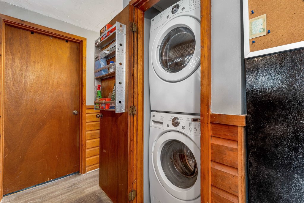 New Durham, New Hampshire, 03855, United States, 2 Bedrooms Bedrooms, ,1.5 BathroomsBathrooms,Residential,Forsale,2004713