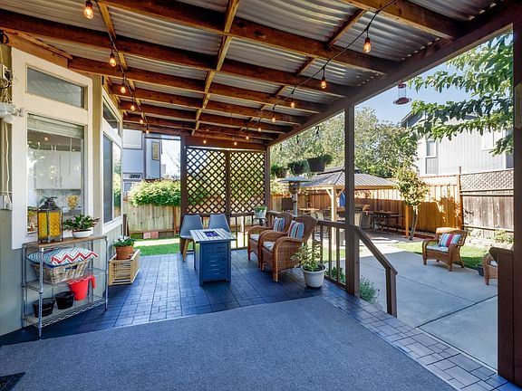 Santa Rosa, California, 95401, United States, 4 Bedrooms Bedrooms, ,3 BathroomsBathrooms,Residential,Forsale,1999291