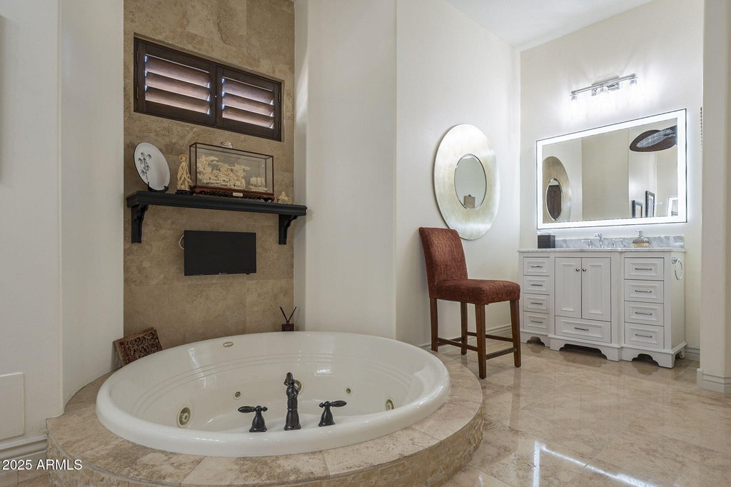 Gold Canyon, Arizona, 85118, United States, 5 Bedrooms Bedrooms, ,6 BathroomsBathrooms,Residential,Forsale,1953465