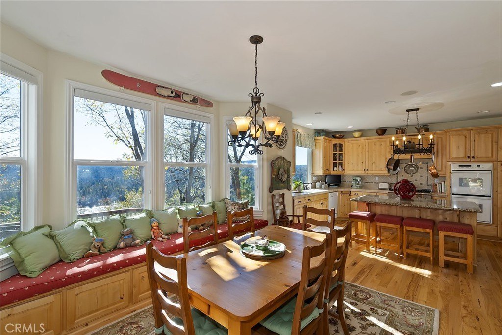 Lake Arrowhead, California, 92352, United States, 3 Bedrooms Bedrooms, ,2.5 BathroomsBathrooms,Residential,Forsale,2000297